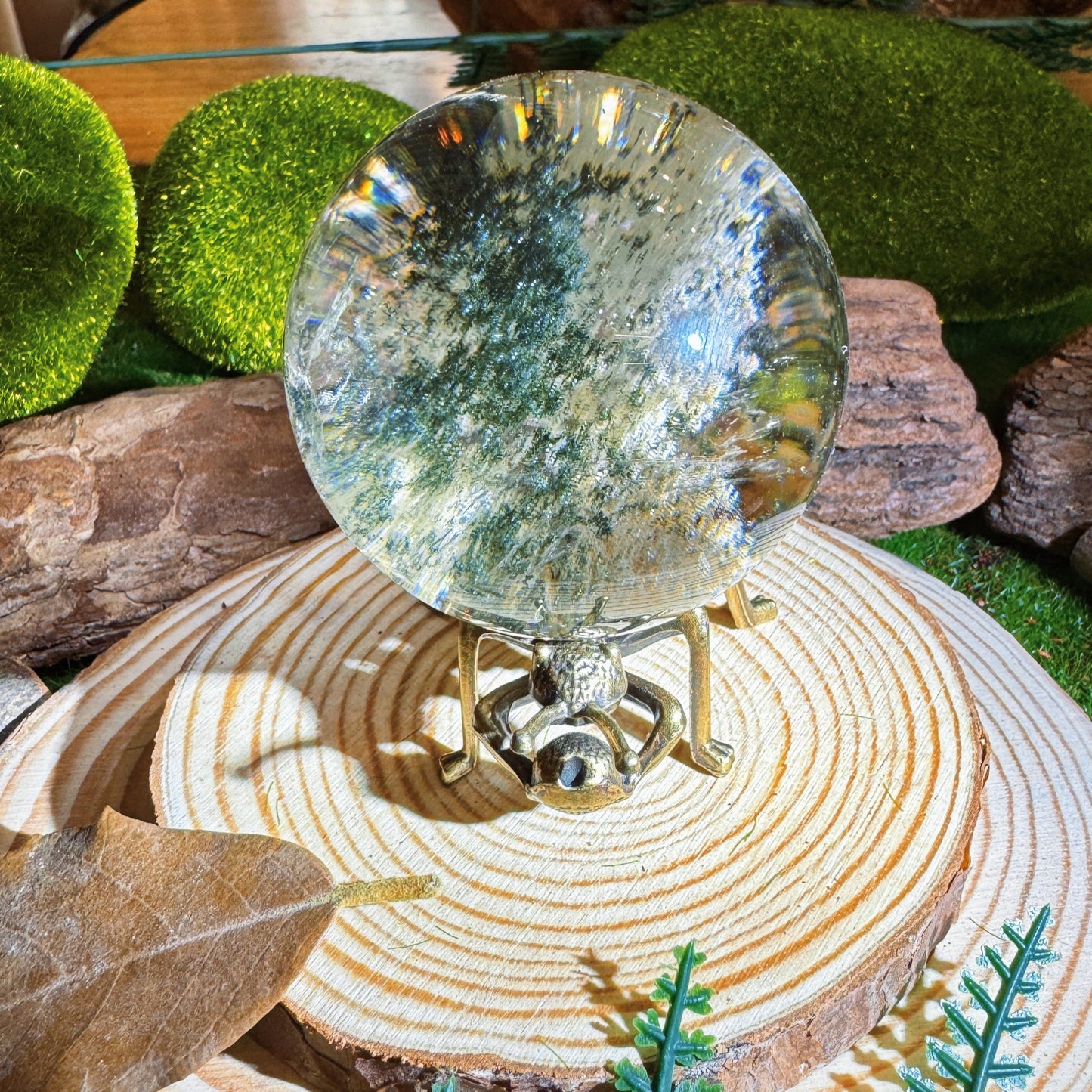 Garden quartz sphere