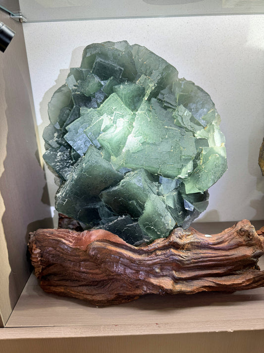 Green fluorite