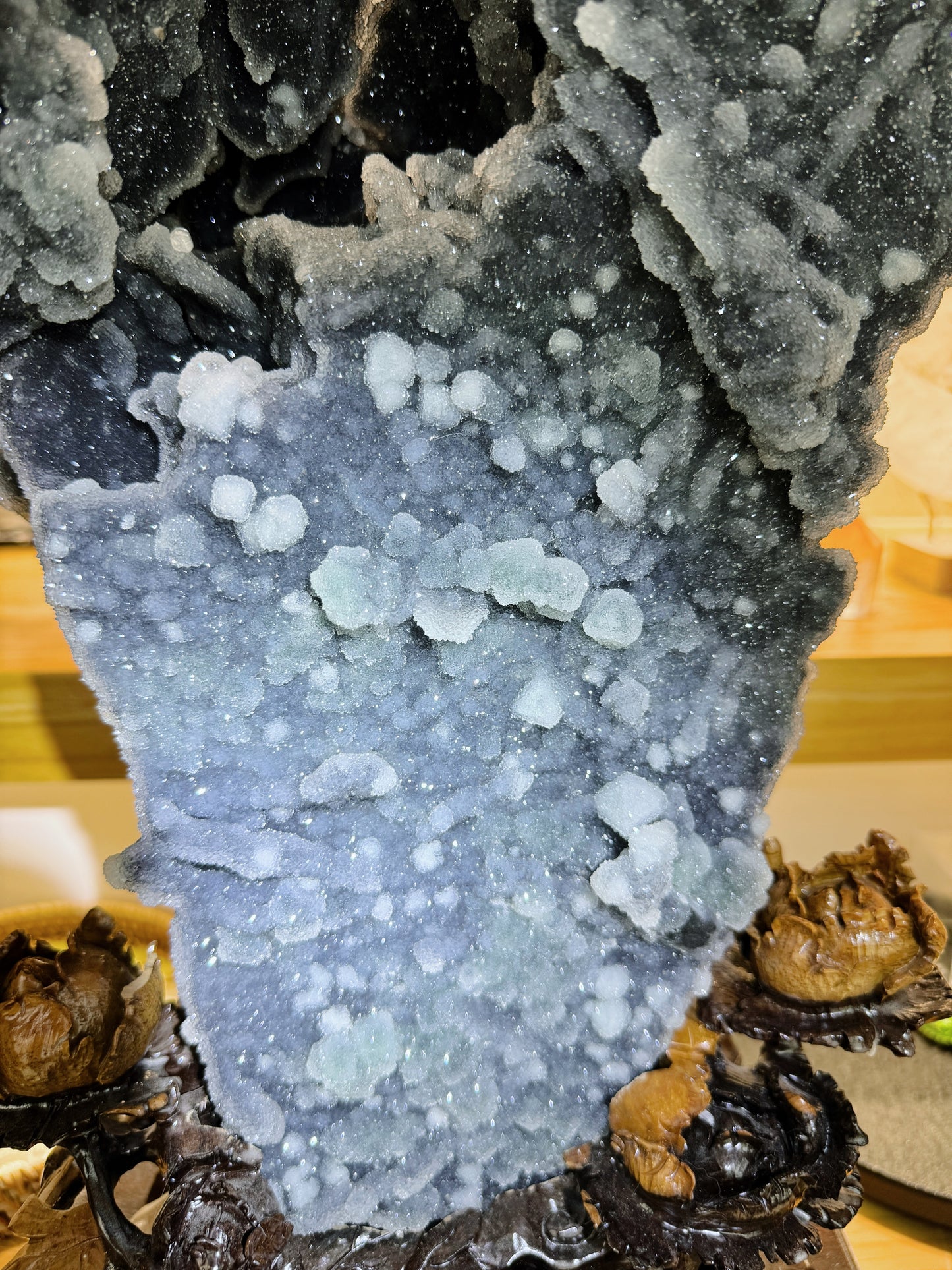 T-shape calcite with fluorite ,and very stunning quartz