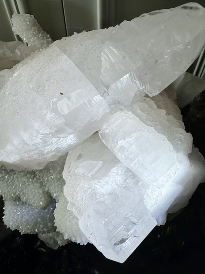 huge white-pink calcite with stunning flash