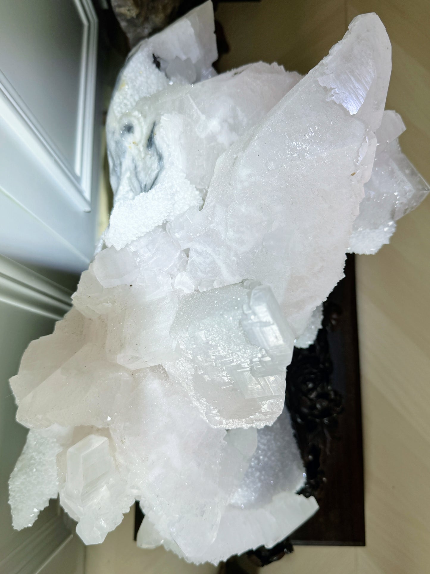 huge white-pink calcite with stunning flash